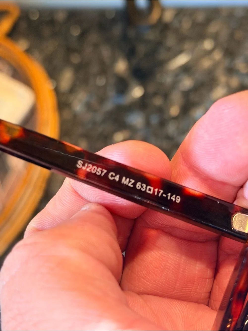 Oversized Tortoiseshell Cat-Eye Sunglasses